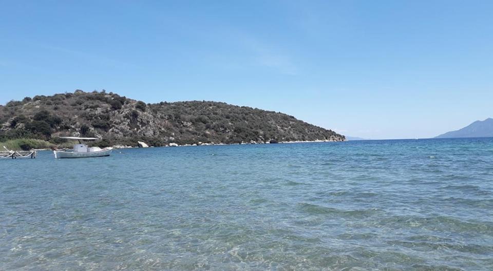 Small Theater Apartment Epidaurus エクステリア 写真